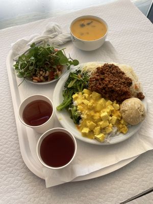 The salad and drink comes together with the big plate at no extra cost. To add a soup, you’ll have to pay a bit more. All the food tastes sooo goood and seems to be very healthy! at Rota Do Oriente in Lisbon