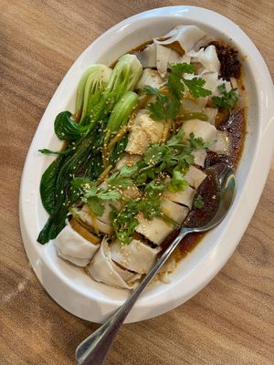 TK2 Chee Cheong Fun with Crispy Dough (9.90/ea) at Trendz Veg Cafe - 潮素港味 in Kuala Lumpur