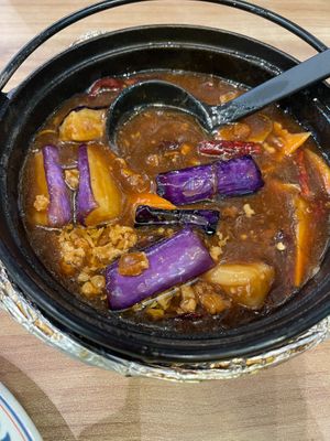 V15 Claypot Eggplant Salted Fish RM18.90
 at Trendz Veg Cafe - 潮素港味 in Kuala Lumpur