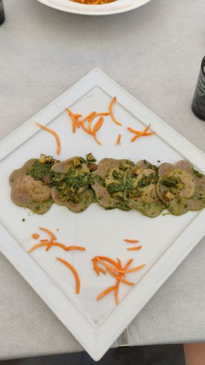 Girasoli ripieni di mousse di lenticchie al pesto e tofu affumicato at La Lanterna in Verona