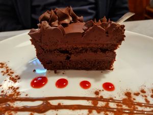 Torta al cioccolato fondente at La Lanterna in Verona