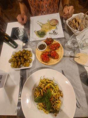 Looked very appetising but not much flavour, very mediocre at La Lanterna in Verona