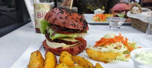 Burger at La Lanterna in Verona