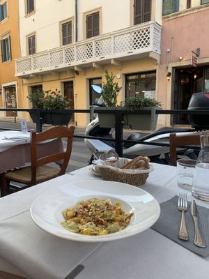 table setup  at La Lanterna in Verona