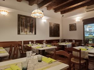 L'intérieur du restaurant at La Lanterna in Verona
