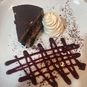 Torta con liquirizia, cioccolato, peperoncino e frutti di bosco   at La Lanterna in Verona