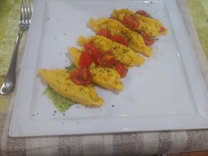 Tortellini cream cheese red pepper with tomato at La Lanterna in Verona