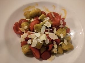 Ñocchis de patata y albahaca at La Lanterna in Verona