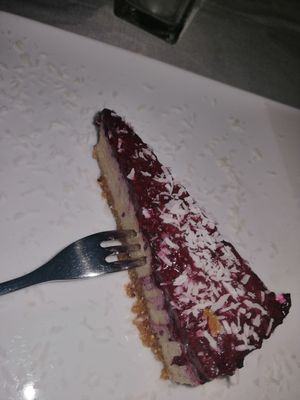 Raw cheesecake at La Lanterna in Verona