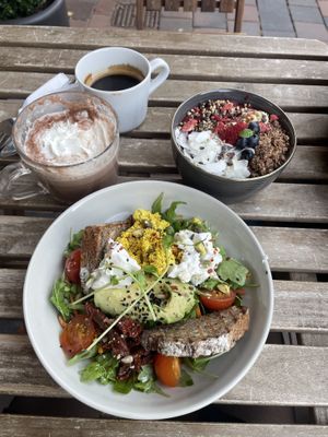 Açai bowl and avocado bowl 😋  at VERDE in Malmo