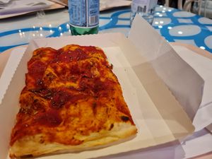 Marinara slice at MXP - Pizza Flor - T1 in Ferno