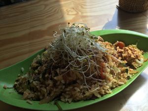 Gebratener Vollkornreis mit Gemüse at Mei Wok in Cologne