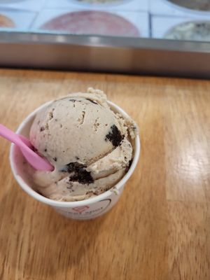 Peanut butter cookie at Sweet Spot in Cape Coral