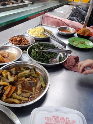 Com chay selection at Chieu Thao in Ho Chi Minh City