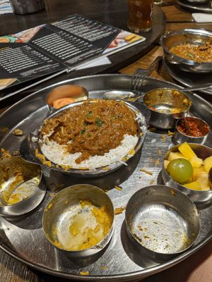 276 ( just the plate in the middle) at Saravana Bhavan in Frankfurt