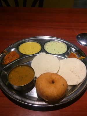 Idli Vada Combo platter  at Saravana Bhavan in Frankfurt