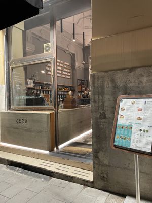 Storefront   at Zero in Naples