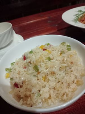 Fried rice at Nebesa Guest House in Chimgan