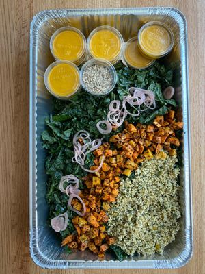 Hippie salad platter at Ibiza in Santa Cruz