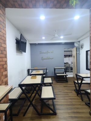  at Pistachos Gastro Fit in Socorro