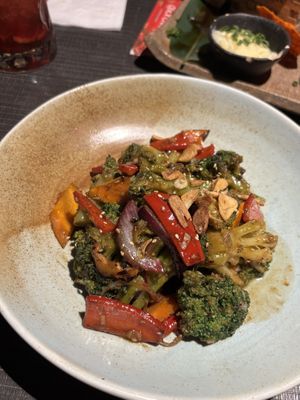 Tasty vegetables with garlic sauce😜 at Quick China in Nevsehir