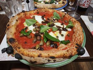 Vegan pizza, added olives and capers at Pizzum - Firenze in Florence