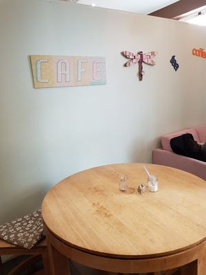 Cafe tables at Choopy's in Antibes