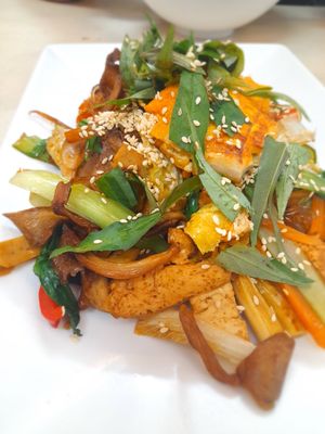 Fried veggies and glass noodles at Diệu Tâm 2 in Ho Chi Minh City