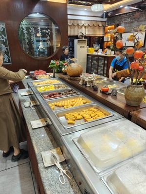  at NénGrén Zhāi Guǎn 能仁斋馆 in Guilin