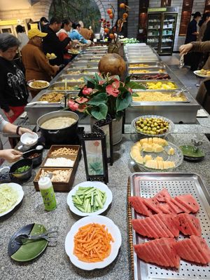  at NénGrén Zhāi Guǎn 能仁斋馆 in Guilin