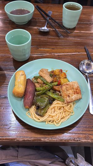   at NénGrén Zhāi Guǎn 能仁斋馆 in Guilin