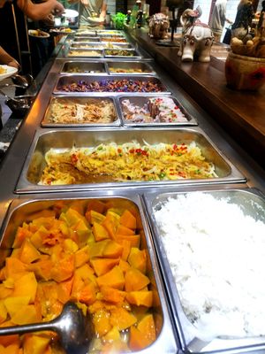 Vegetables at NénGrén Zhāi Guǎn 能仁斋馆 in Guilin