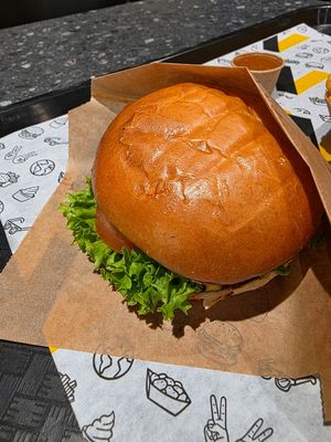 Cheeseburger at VINCENT in Bremen