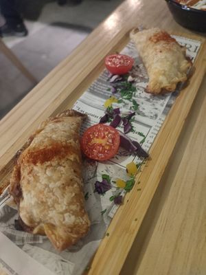 Empanada argentina con soja texturizada at MEZZE in Granada