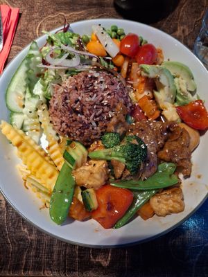 Bowl (Nr. 18). Super delicious. at Mom's - Vegan Cooking in Berlin