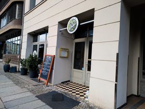 Outside of Mom's - Vegan Cooking at Mom's - Vegan Cooking in Berlin