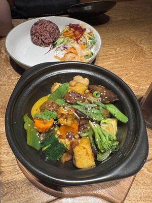 Tofu with black rice   at Mom's - Vegan Cooking in Berlin