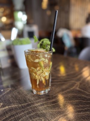 Apple-Ginger-Ice-Tea  at Mom's - Vegan Cooking in Berlin