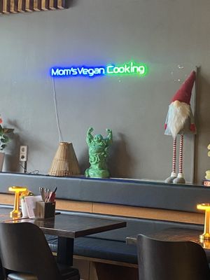   at Mom's - Vegan Cooking in Berlin