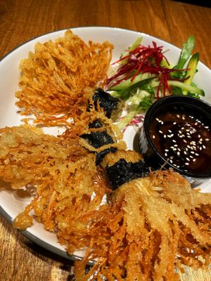 Cha Bong Cuc, seta enoki   at Mom's - Vegan Cooking in Berlin