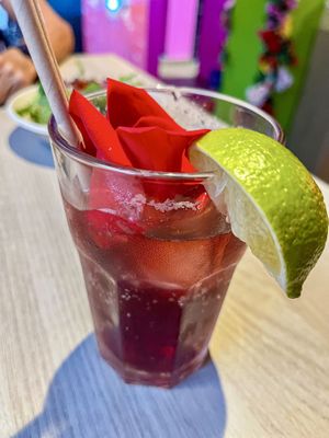 Hibiscus water  at 7 Machos - Ponent in Mallorca