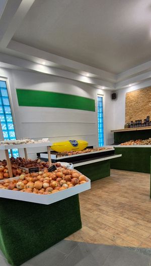  at G & G Golden Fruits in Rhodes