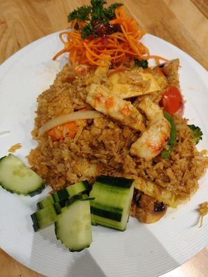 Tom yum fried rice with shrimps at Thai Idea Vegetarian in San Francisco