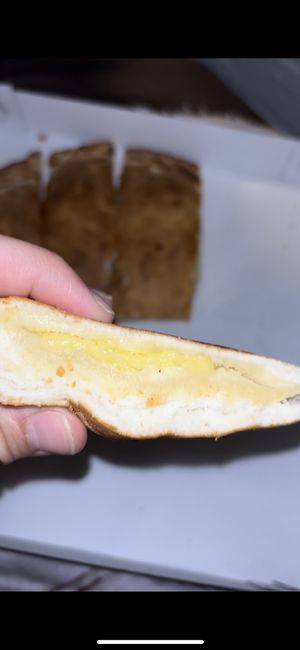 Vegan garlic bread   at Pizza Fiesta in Kalampaka