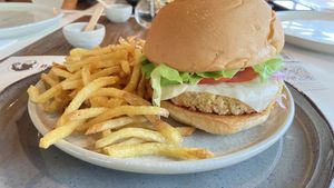 Monte Veg de grão de bico   at Bartolomé Hamburgeria in Camanducaia