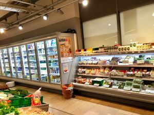 inside at Vorwerk Podemus BioBahnhof in Dresden