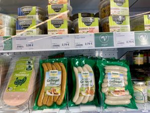 meat & non-meat at Vorwerk Podemus BioBahnhof in Dresden