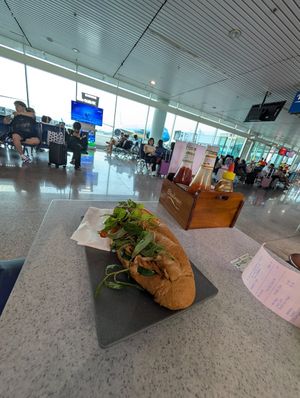 Eating at the gate at SGN - Star Cafe in Ho Chi Minh City