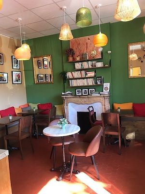 Room  at Natural'inn Café in Les Pennes-mirabeau