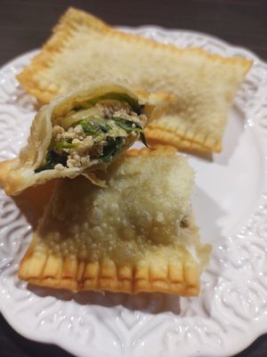 Pastel at Contorno Bistrô Armazém in Embu-guacu